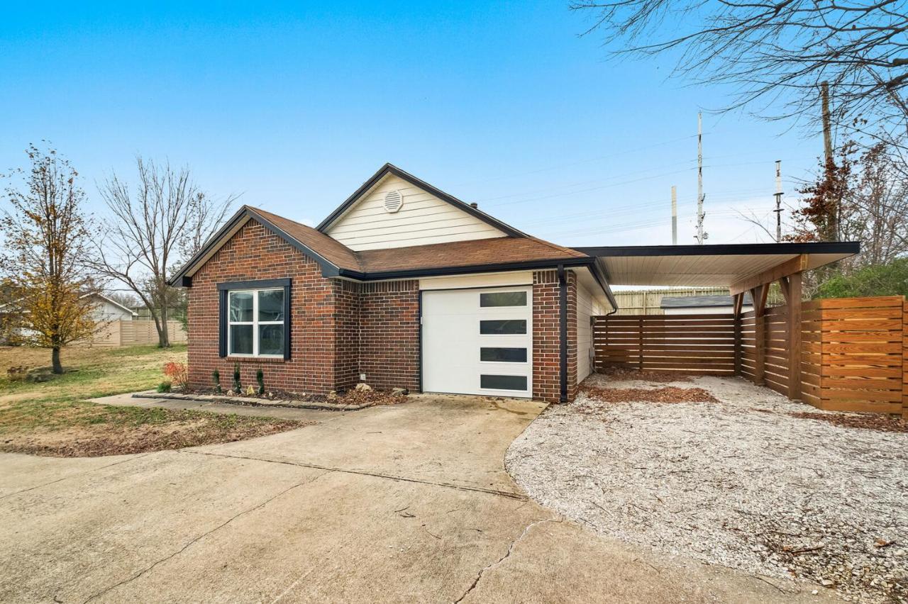 Ozk Trail House Villa Bentonville Exterior foto